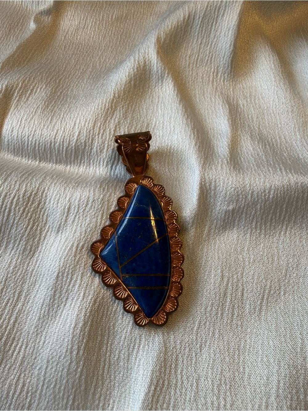 Vintage-Inspired Copper Pendant with Lapis Lazuli natural stone
